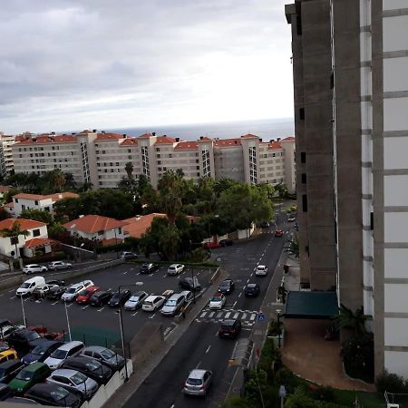 Elegant Apartment With Sea Views By Trip2Portugal Funchal  Bagian luar foto