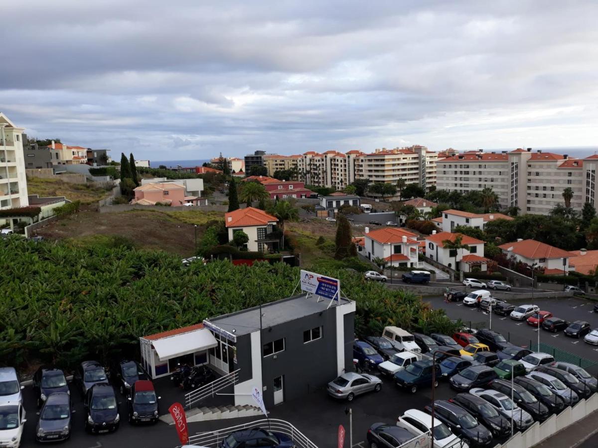 Elegant Apartment With Sea Views By Trip2Portugal Funchal  Bagian luar foto