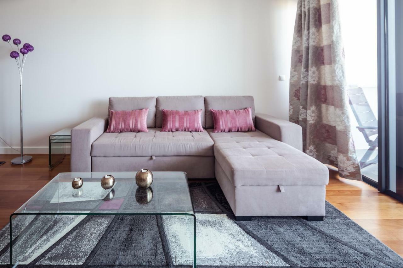 Elegant Apartment With Sea Views By Trip2Portugal Funchal  Bagian luar foto