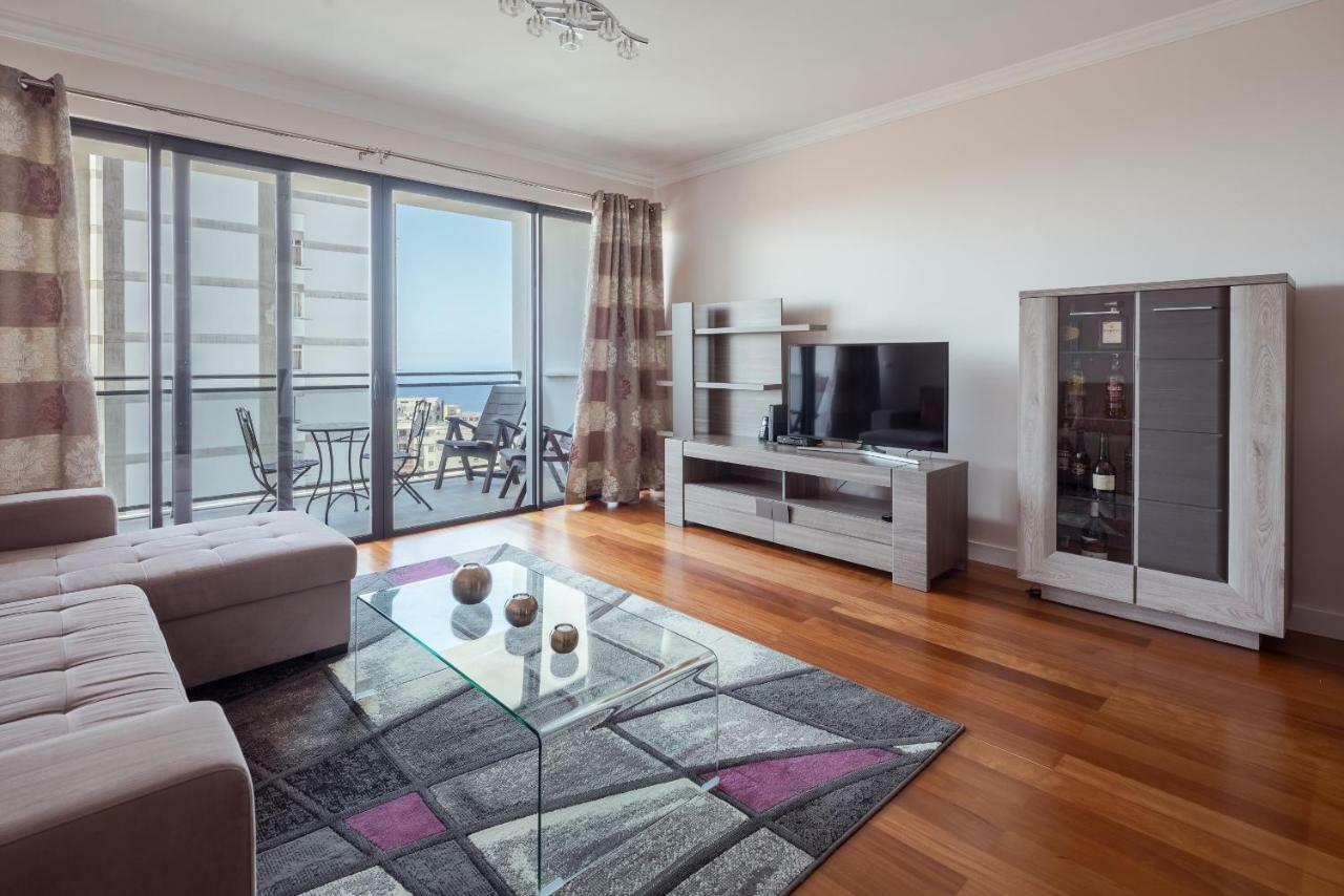 Elegant Apartment With Sea Views By Trip2Portugal Funchal  Bagian luar foto