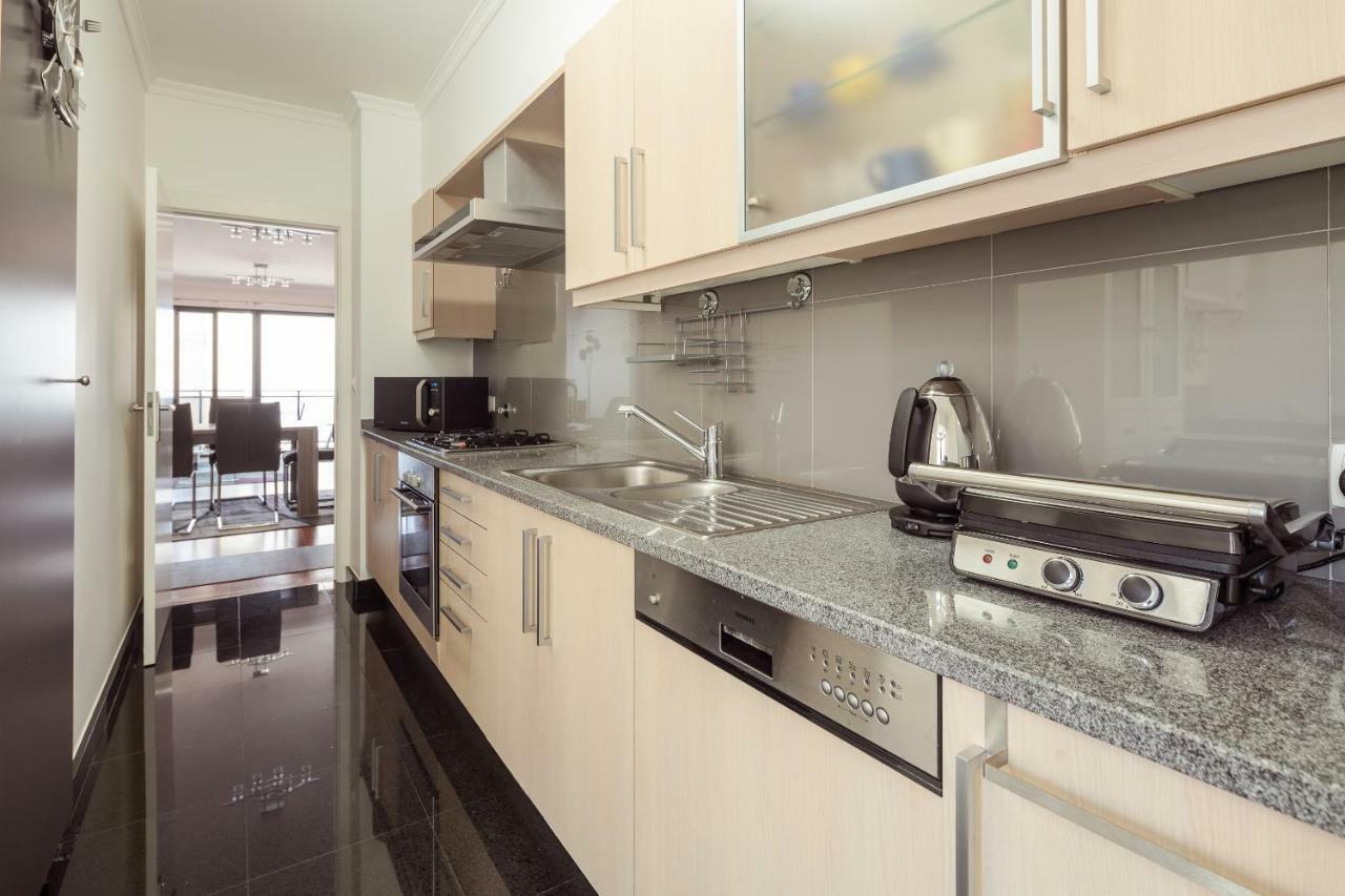 Elegant Apartment With Sea Views By Trip2Portugal Funchal  Bagian luar foto